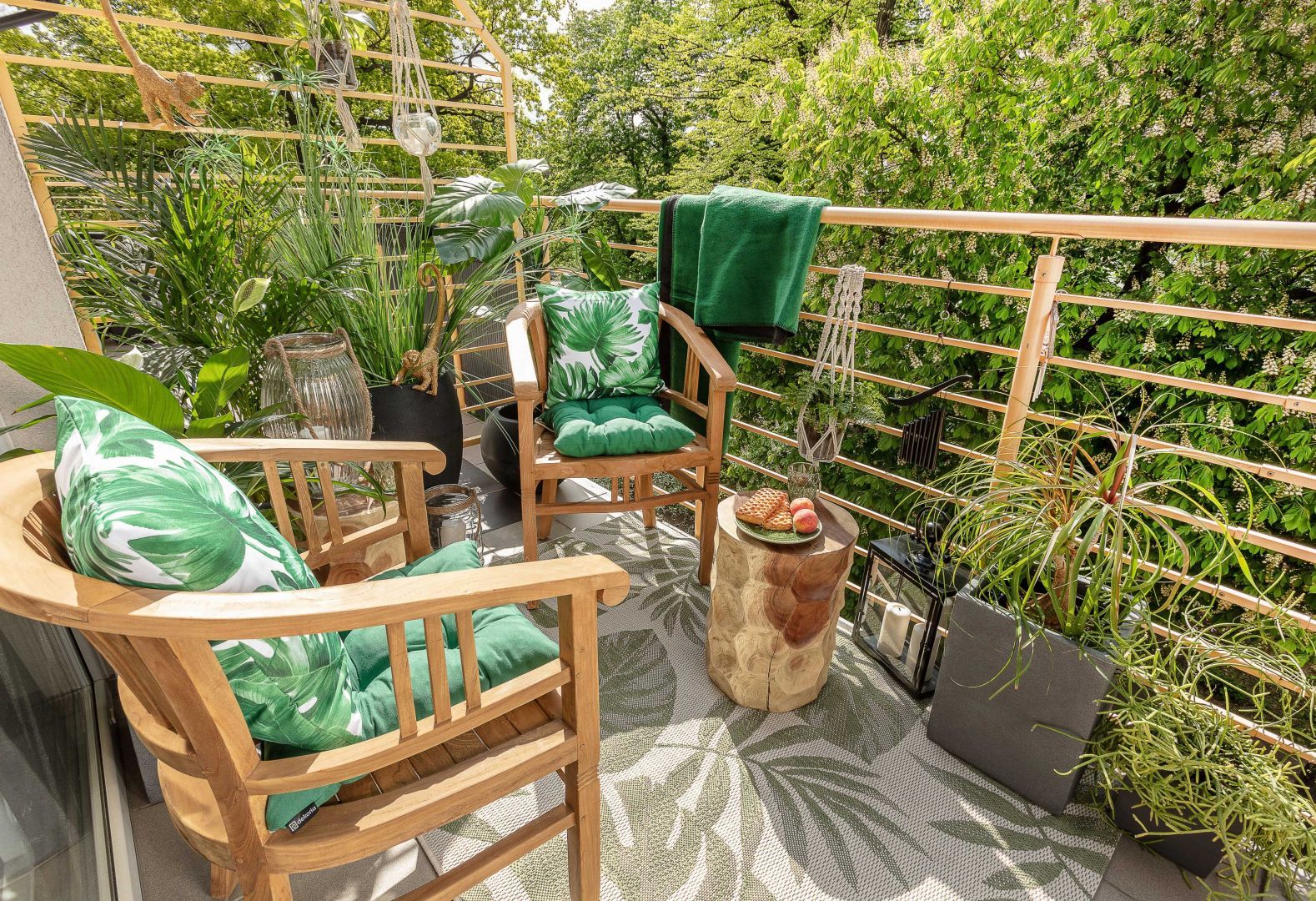 balkon-w-bloku-15-pomyslow-na-aranzacje-